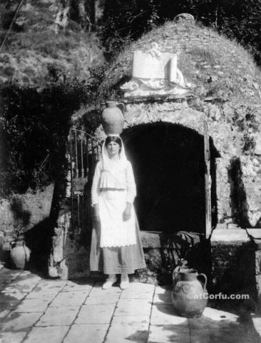 Korfu alte Fotos - bei Sissy `s Quelle 1920
