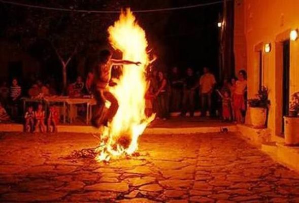 Οι φωτιές του Άη Γιάννη